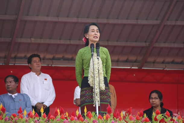 ဒေါ်အောင်ဆန်းစုကြည် လုံခြုံရေး ပြန်လည်စိုးရိမ်လာကြ