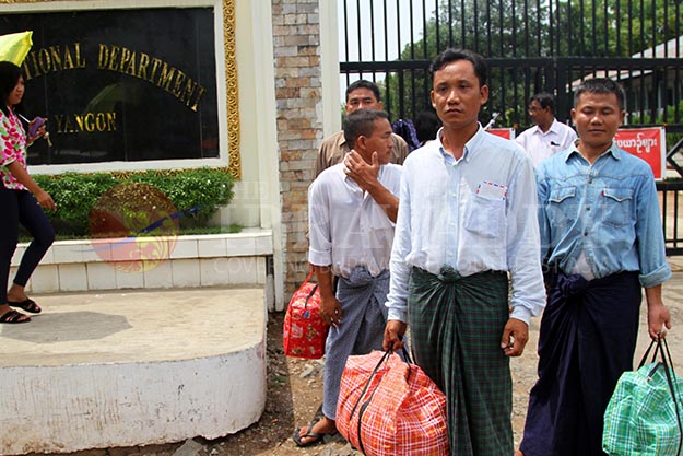 နိုင်ငံရေး အကျဉ်းသား, နိုင်ငံရေး, AAPP, NGO