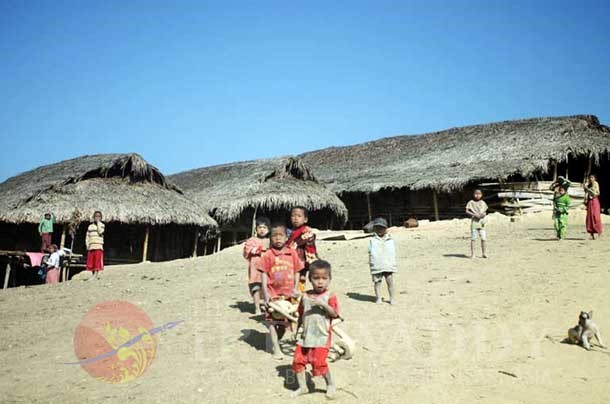 နာဂဒေသ ကလေးငယ်များ / နန်းဆိုင်နွမ် / ဧရာဝတီ