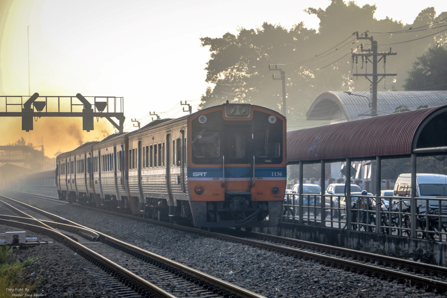 Bangkok-Chachoengsao ရထားတစင်း / Mastertongapollo