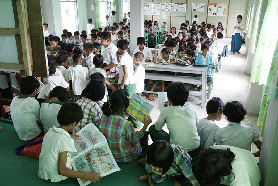 ကျောင်းစာကြည့်တိုက်တခု ရေရှည်ရှင်သန်ဖွံ့ဖြိုးရင် အဲဒီကျောင်းက ကလေးငယ်တွေရဲ့အနာဂတ် သာယာ ဖြောင့်ဖြူးမှာ ဖြစ်တယ်။ / The Global New Light of Myanmar