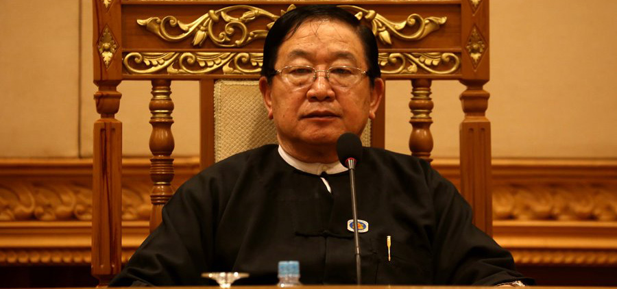 ၂၀၁၆ ခုနှစ်က နေပြည်တော် လွှတ်တော်တွင် တွေ့ရသည့် ဦးတီခွန်မြတ် / ထက်နိုင်ဇော် / ဧရာဝတီ