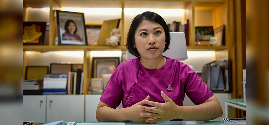 KBZ ဘဏ်ရဲ့ Deputy CEO ဒေါ်နန်းလိုင်ခမ်း