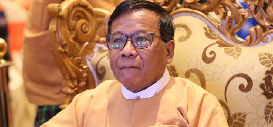 မန္တလေးတိုင်း ဝန်ကြီးချုပ် ဒေါက်တာ ဇော်မြင့်မောင်  / ဧရာဝတီ