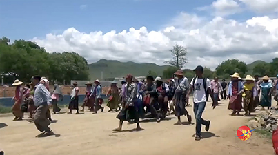 စက်ရုံ လည်ပတ်တဲ့အချိန်ကျရင် ကျွန်တော်တို့ရွာမှာ ဘယ်လိုမှနေလို့ မရတော့ဘူး ( ရုပ်/သံ)