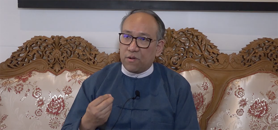 ဦးသိန်းစိန်အစိုးရ လက်ထက် သမ္မတ၏  စီးပွားရေး အကြံပေးလည်း ဖြစ်သူ စီးပွားရေး ပညာရှင် ဒေါက်တာ ဇော်ဦးက / ဧရာဝတီ