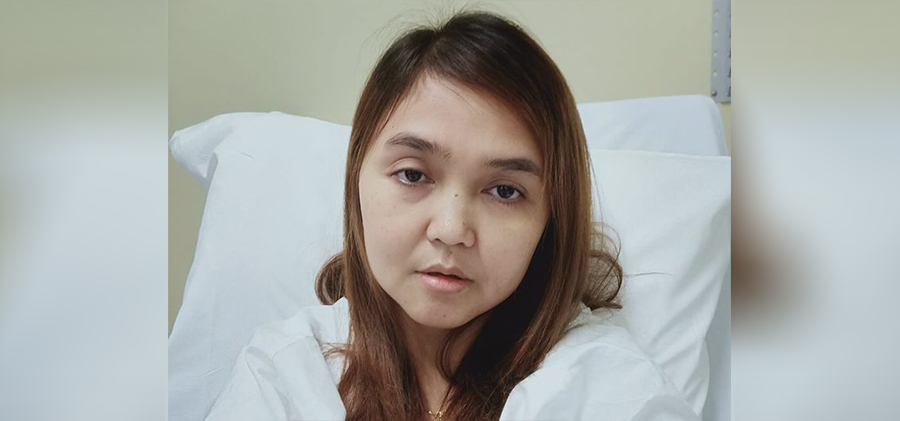 ဆေးရုံ တက်နေရတဲ့ အဆိုတော် မီးမီးခဲ / Mee Mee Khel's Facebook