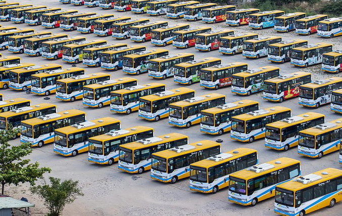 ဗီယက်နမ်နိုင်ငံရဲ့ အများပြည်သူသုံး သယ်ယူပို့ဆောင်ရေးလုပ်ငန်း