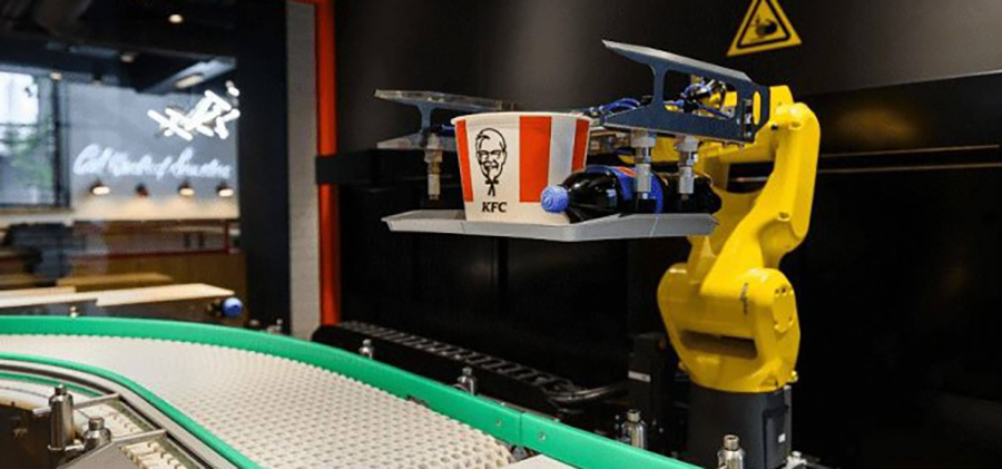 စက်ရုပ်တွေနဲ့ ဝန်ဆောင်မှုပေးမယ့် KFC ဆိုင်