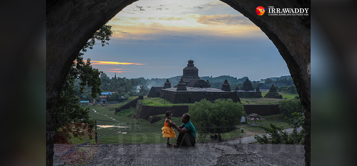 ရှေးဟောင်း ရခိုင်မြို့ မြောက်ဦးတွင်လည်း ကျန်းမာရေးဝန်ကြီးဌာနက ဩဂုတ်လ ၂၁ ရက် မနက် ထုတ်ပြန်ချက်အရ ပိုးကူးသူတဦး စတွေ့ပြီဖြစ်သည် / ဧရာဝတီ