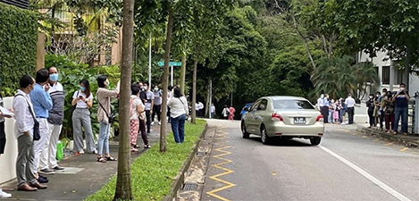 စင်္ကာပူရောက် မြန်မာများ ရွေးကောက်ပွဲအတွက် ကြိုတင်မဲစပေး (ရုပ်/သံ)