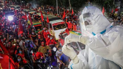 ကျန်းမာရေးဝန်ထမ်းတွေကို သနားပါ (ရုပ်/သံ)