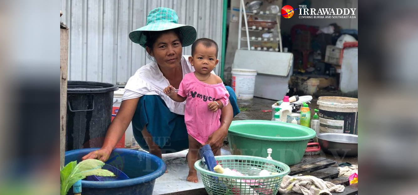 ၉ လအရွယ် သမီးငယ်လေးတဘက်နဲ့ အိမ်အလုပ်တွေ လုပ်နေတဲ့ မစန်းတင့် / ကျော်ခ / ဧရာဝတီ