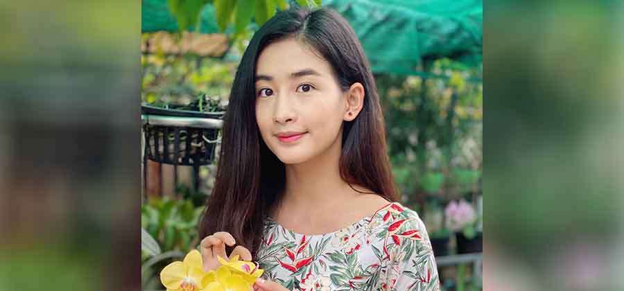 အလှမယ် ဟန်တီ / Han Thi's Facebook