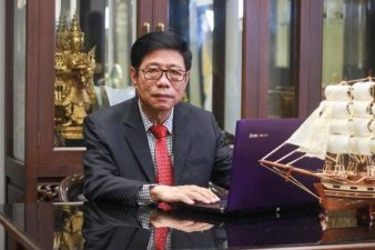 TNLA ဖမ်းထားတဲ့ SP မုန့်တိုက်ပိုင်ရှင် ဦးကျော်ဝင်းကို ပြန်လွှတ်ပေးဖို့ မိသားစုကတောင်းဆို (ရုပ်/သံ)