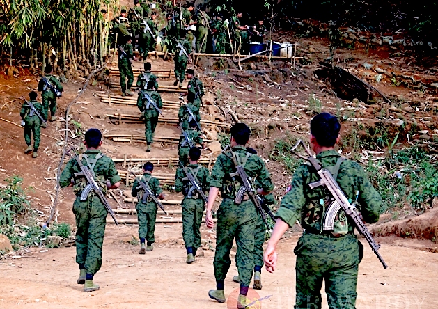 AA လက်နက်ကိုင်အဖွဲ့  / နန်းလွင်နှင်းပွင့် / ဧရာဝတီ