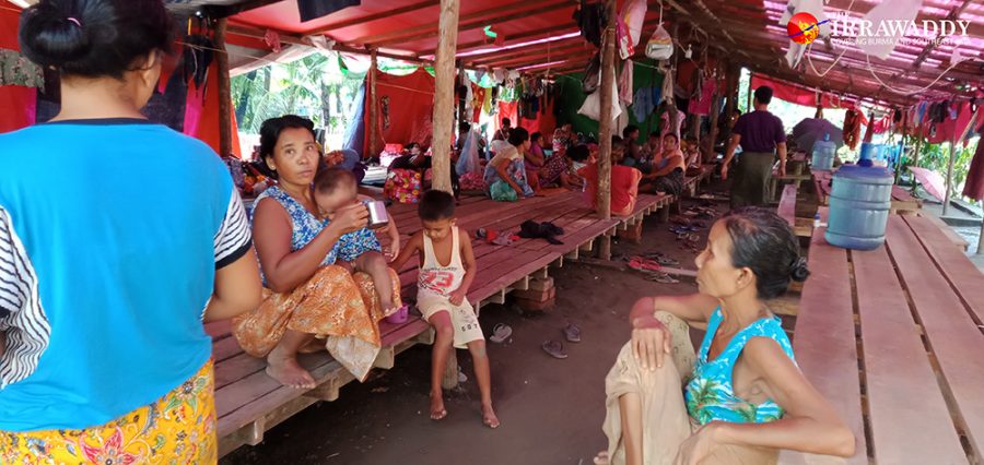 စစ်တွေမြို့ရှိ စစ်ဘေးရှောင်စခန်း တခု  / ဧရာဝတီ