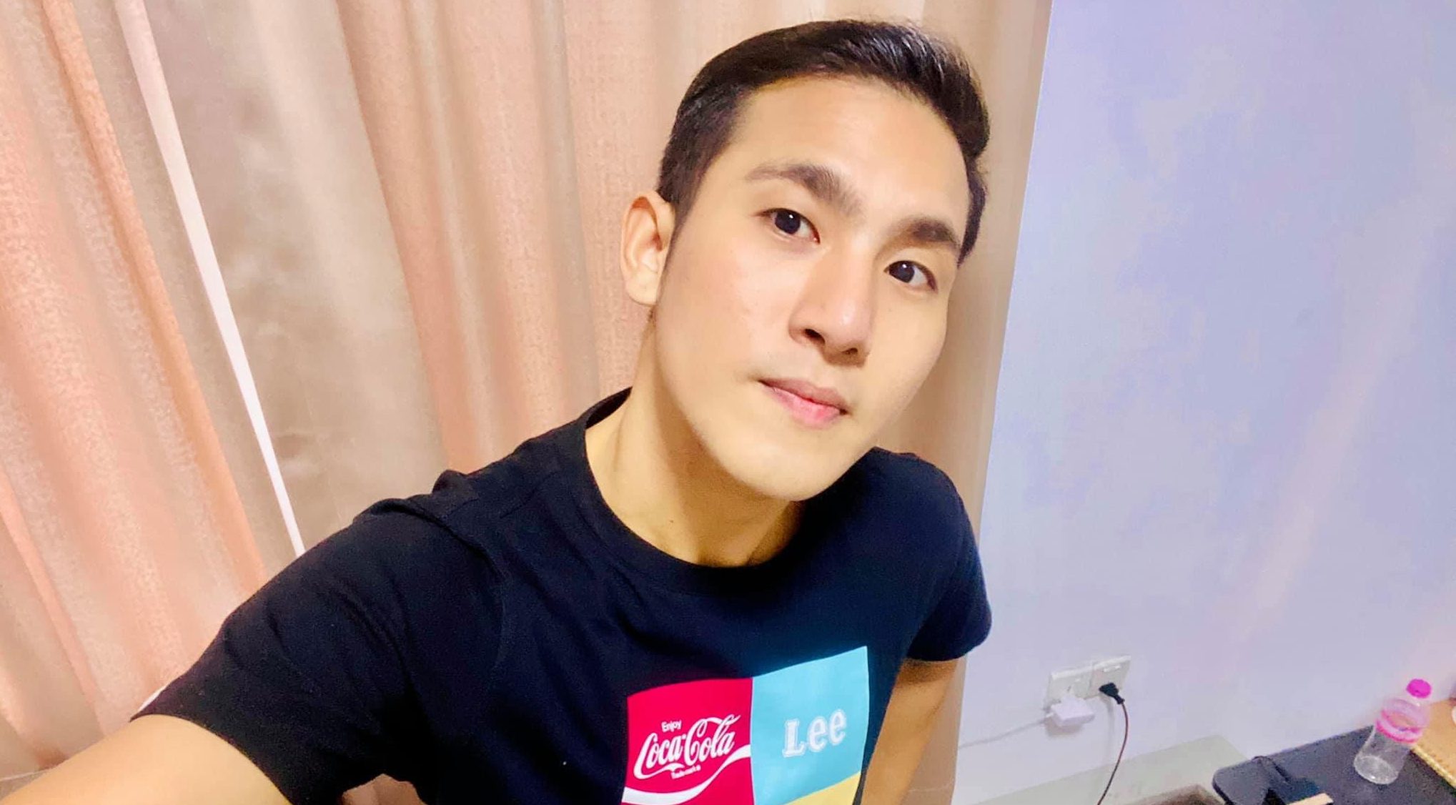 သရုပ်ဆောင် စိုပြေမြင့်  / So Pyay Myint's Facebook