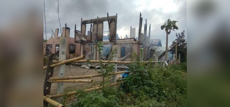 ဒီးမော့ဆိုမြို့နယ် အတွင်းရှိ ဖျက်ဆီးခံရသည့် အိမ်များ  / CJ