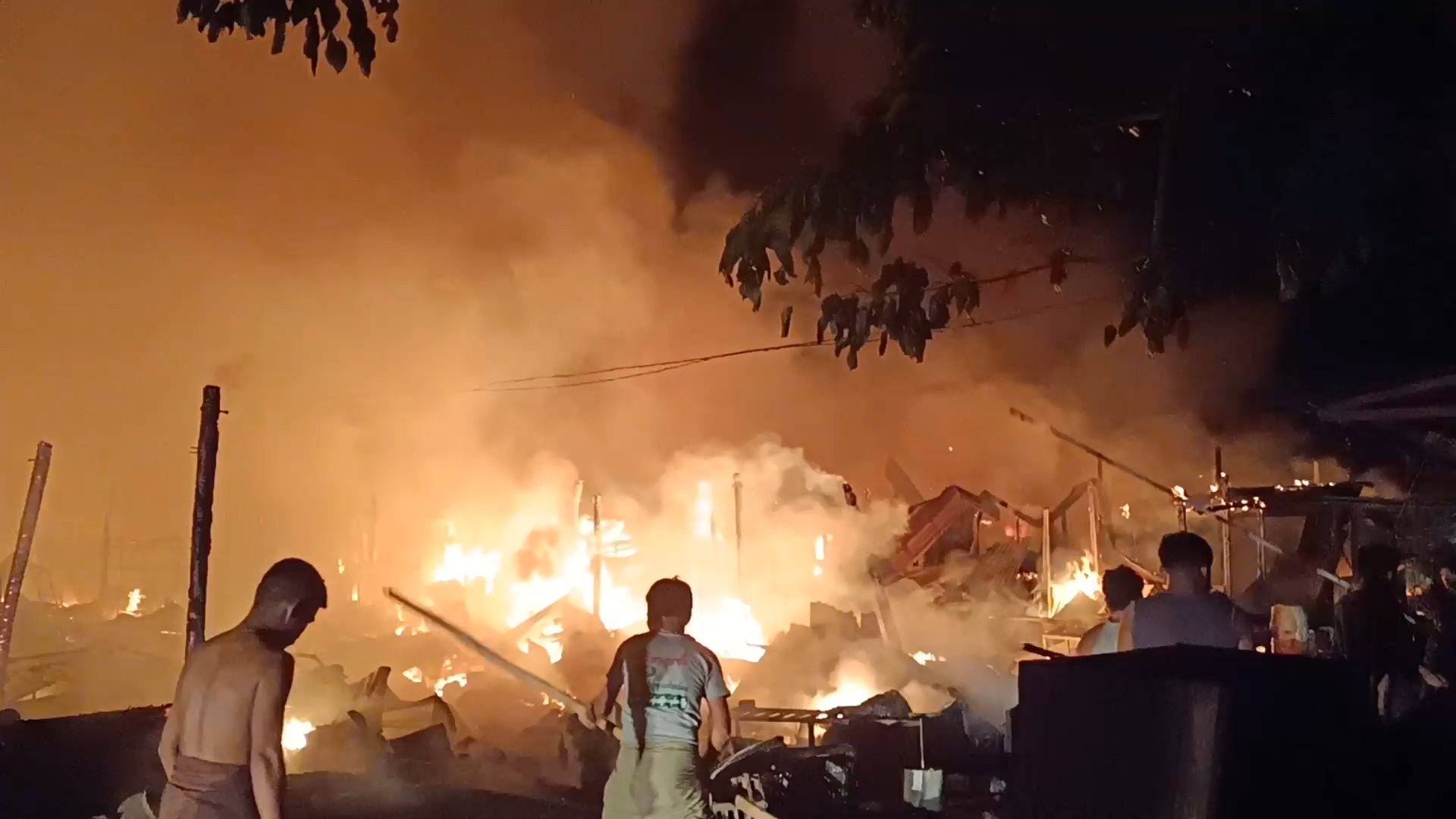 နတ်မောက်မြို့ဈေးကြီးမီးက သဘာဝ မီးလောင်မှုမဟုတ်ဘူး (ရုပ်/သံ)