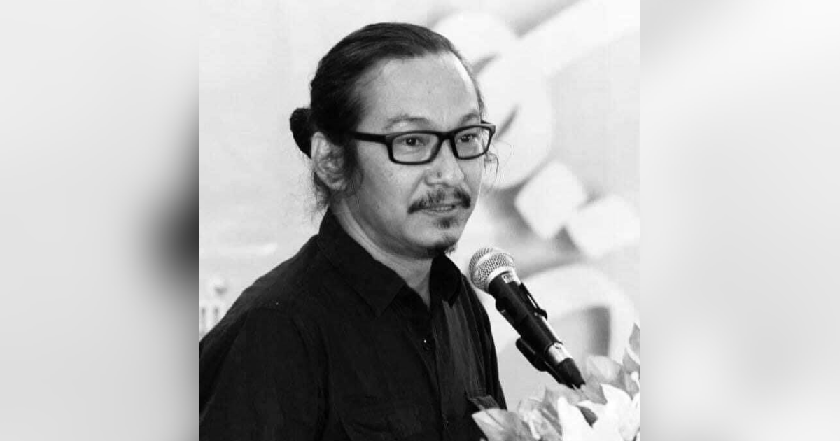 လူ့အခွင့်အရေးကို ယုံကြည်သူ ဒါရိုက်တာ မင်းထင်ကိုကိုကြီးသည် အခုမူ သံတိုင်များ နောက်ကွယ်တွင် ရောက်ရှိနေသည်မှာ တနှစ်ကျော်ကြာခဲ့ပြီ ဖြစ်သည်။