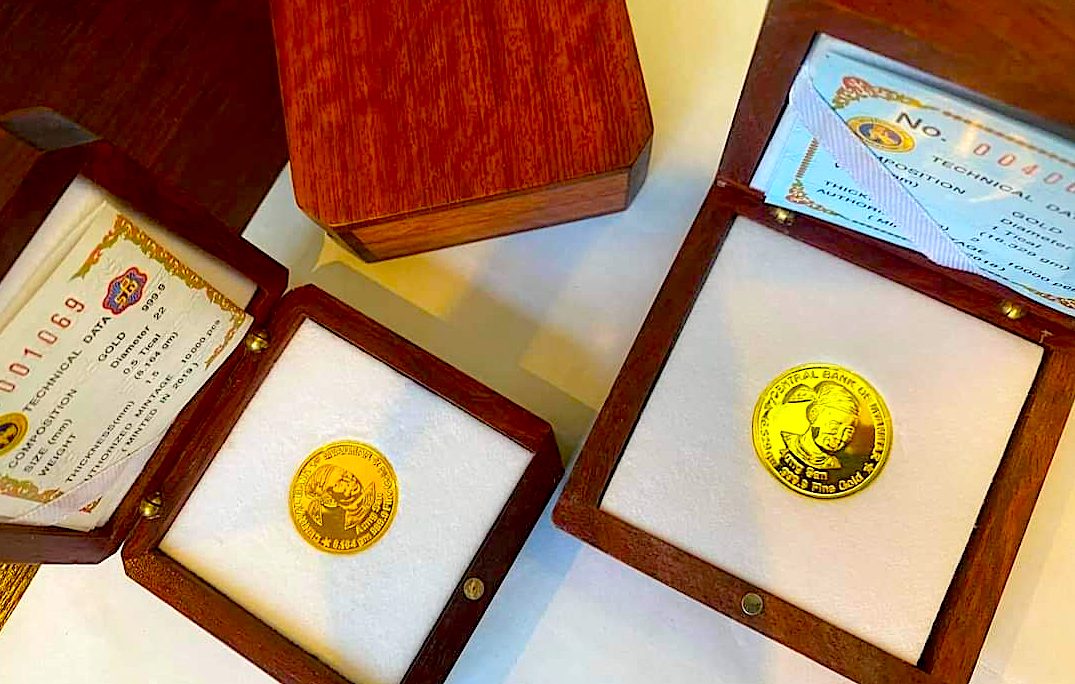 စစ်ကောင်စီ ရောင်းချပေူးနေသည့် ရွှေဒင်္ဂါးများ