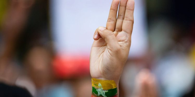 ၂ နှစ်နီးပါး ကြာမြင့်လာသည့်အခါ မြန်မာလူထု၏ ရုန်းကန်မှု၊ စွန့်လွှတ်စွန့်စားမှုတို့နှင့်အတူ နွေဦးတော်လှန်ရေး၏ အရှိန်အဟုန်ကို အမေရိကန်က အသိမှတ်ပြုလာခဲ့သည်