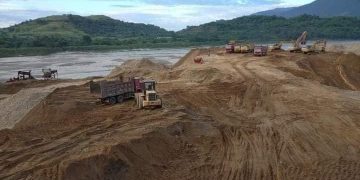 စစ်အာဏာသိမ်းမှုနောက်ပိုင်း မြစ်ဆုံဒေသအတွင်း ရွှေတူးဖော်နေမှုများကို တွေ့ရစဉ် / CJ