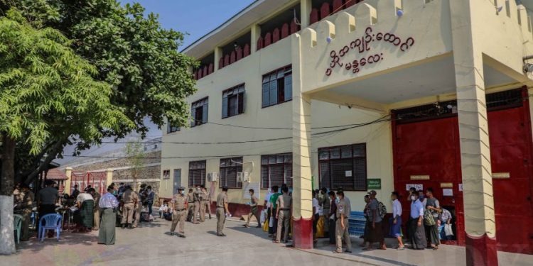 မန္တလေး ဗဟို အကျဉ်းထောင်