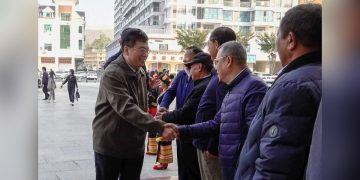 ၂၀၂၃ ခုနှစ်၊ ဖေဖော်ဝါရီလ တတိယပတ်အတွင်းက တရုတ်အထူးကိုယ်စားလှယ်သစ် မစ္စတာ တိန့်ရှီကျွန်း တရုတ်နယ်စပ်ရှိ မြောက်ပိုင်းတိုင်းရင်းသား တပ်ဖွဲ့များနှင့် ဒုတိယအကြိမ် တွေ့ဆုံစဉ်