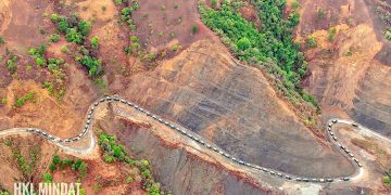 ၂၀၂၂ ခုနှစ်တွင် မေလအတွင်းက မတူပီဘက်မှ ပြန်ဆင်းလာသည့် စစ်ကောင်စီယာဉ်တန်း (ဓာတ်ပုံ – HKL Mindat)