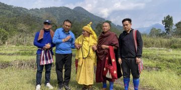 ဦးတေဇ၊ မိုးဖုန်းဆရာတော်နှင့် ဦးသုခမိန္ဒတို့၏ ပူတာအို ခရီးစဉ် / Sao Su Kham