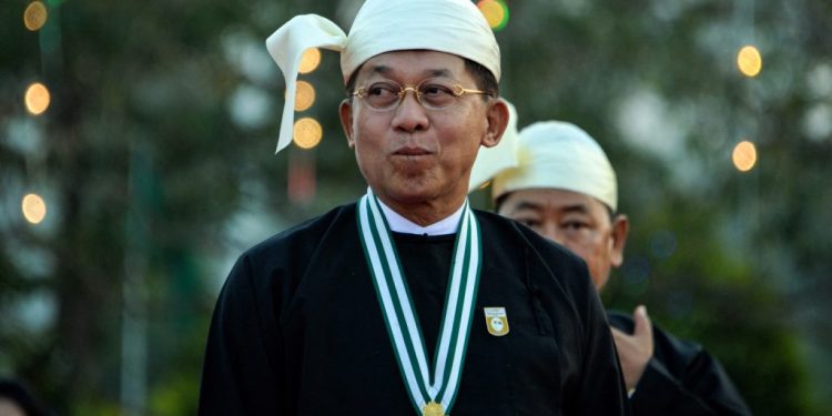 ထင်ကြေးများနဲ့ စစ်ကောင်စီ ၆ လ သက်တမ်းတိုး