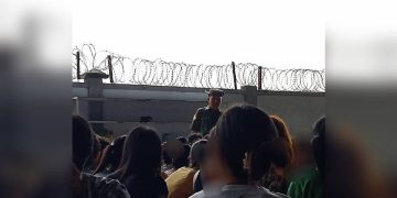 ပြဿနာဖြစ်ပေါ်နေသည့် ရွှေပြည်သာမြို့နယ်၊ သာဓုကန်စက်မှုဇုန်ရှိ ဟိုစိမ့်( Hosheng) အထည်ချုပ်စက်ရုံ / Myanmar labour News