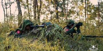 SSPP အမျိုးသမီးတပ်များ၏ စစ်ရေးပြလှုပ်ရှားမှု / SS-Army