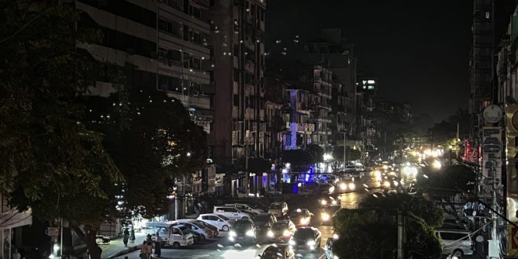 မိုးရွာသော်လည်း မီးမလာသေး