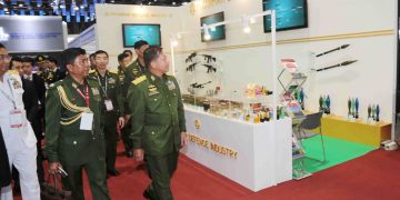 ၂၀၁၉ ခုနှစ် ဘန်ကောက်လက်နက်ပြပွဲပါ မြန်မာပြခန်းနှင့်  စစ်ကောင်စီခေါင်းဆောင် မင်းအောင်လှိုင်