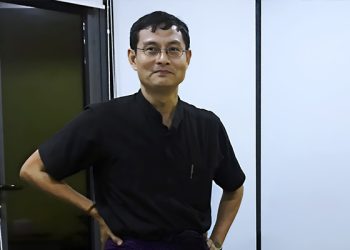 ဧရာဝတီ ထုတ်ဝေသူ နာမည်ခံပေးသူကို ထောင်ဒဏ် ၅ နှစ်ချ