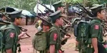 ဖားကန့်က စစ်ကောင်စီစခန်း ၂ ခု KIA သိမ်း