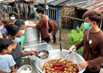 အငတ်ဘေးဆိုက်လာမှု ရန်ကုန်မှ ပရဟိတအဖွဲ့များ မနိုင်မနင်းဖြစ်လာ