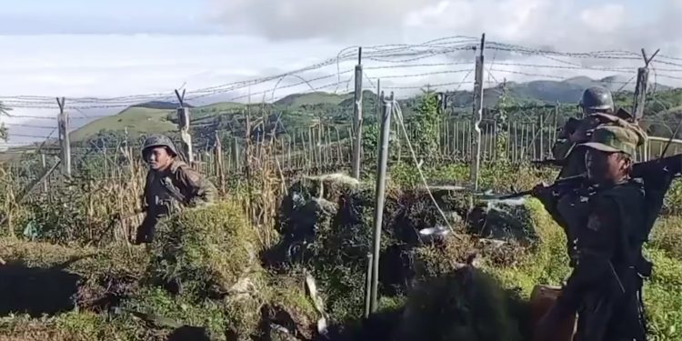 လောက်ကိုင်- လားရှိုးလမ်း တိုက်ပွဲကြောင့် ပိတ်လိုက်ရ