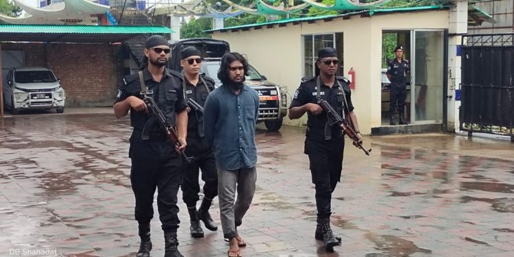 ARSA ဘဏ္ဍာရေးမှူးကို ဘင်္ဂလားဒေ့ရှ်ရဲ ဖမ်းဆီး