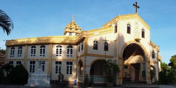 လွိုင်ကော်ဘုရားကျောင်း၌ တပ်စွဲသဖြင့် ဘုန်းတော်ကြီးနှင့် စစ်ရှောင်များ ထွက်ပြေးရ