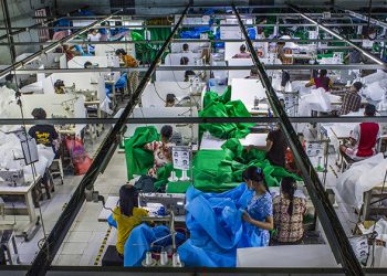 စက်မှုဇုန်များအတွက် စက်သုံးဆီ မပေးတော့သဖြင့် ကုန်ထုတ်လုပ်မှု ပိုခက်လာနိုင်