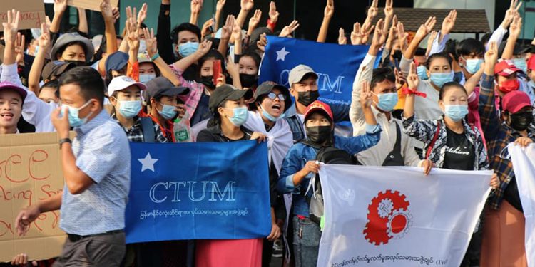 အလုပ်သမားအခွင့်အရေး ချိုးဖောက်မှုဖြင့် စစ်ကောင်စီကို အရေးယူနိုင်ရေး ကြိုးပမ်း