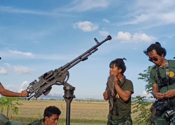 ဗုံးတွေ ကျည်ဆန်တွေကြားက လွိုင်ကော်မြို့သိမ်းတိုက်ပွဲ