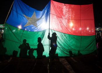 ရှမ်းတောင် စစ်မျက်နှာသစ်၊ ကရင် စစ်မျက်နှာအရွေ့နှင့် စစ်ကောင်စီ၏ ကံဆိုးမိုးမှောင်