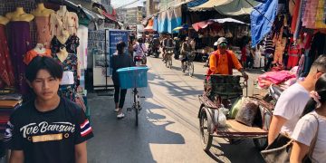 မဲဆောက်ရောက် မြန်မာဒုက္ခသည်များထံ သွားလည်ခြင်း