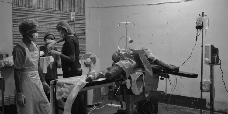 ၂၀၂၁ ခုနှစ် အာဏာသိမ်းပြီးနောက်ပိုင်း ဆေးဝန်ထမ်း ၉၀၀ အဖမ်းခံရ