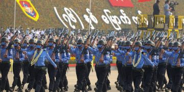 အပြင်းအထန် ဆန့်ကျင်ခံနေရသည့် အတင်းအကျပ် စစ်သားစုဆောင်းမှု